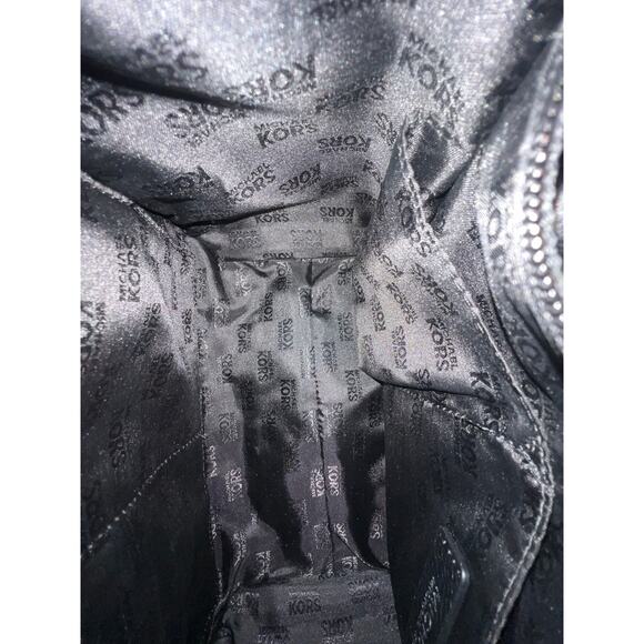 Michael Kors Black Leather Satchel + Brand New Passport Holder/Wallet - Picture 14 of 17